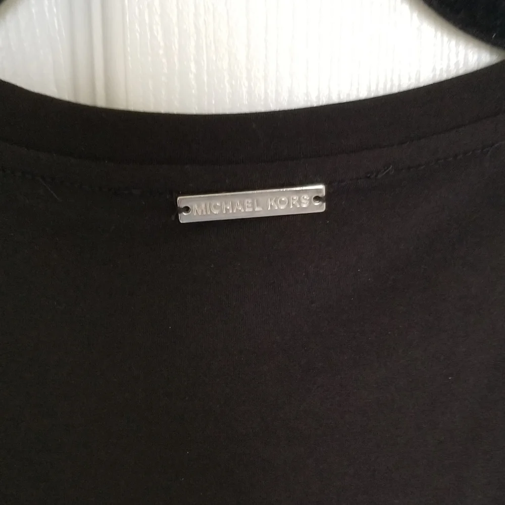 Michael Kors Sleeves Top with Metal Studs Decoration - Picture 4 of 11